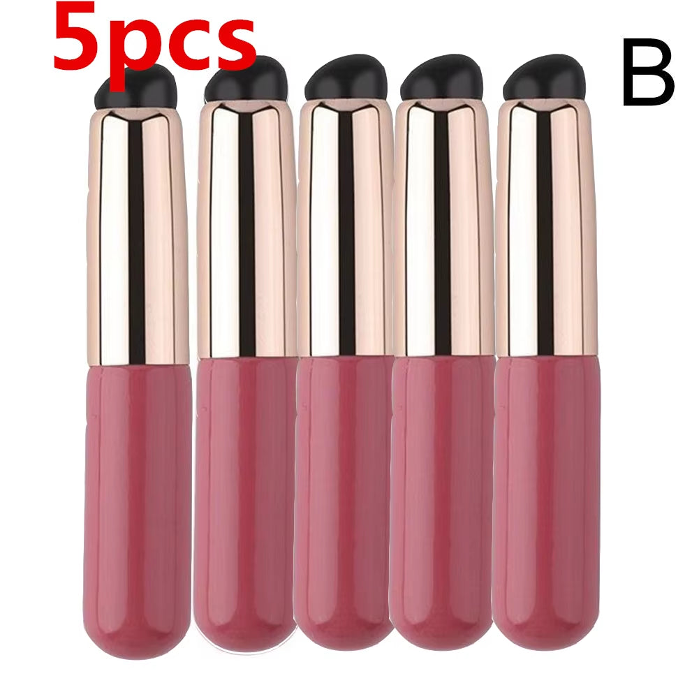 Elevate Your Beauty Game with the Silicone Lip Brush - Achieve Flawless Lips and Perfect Concealment!