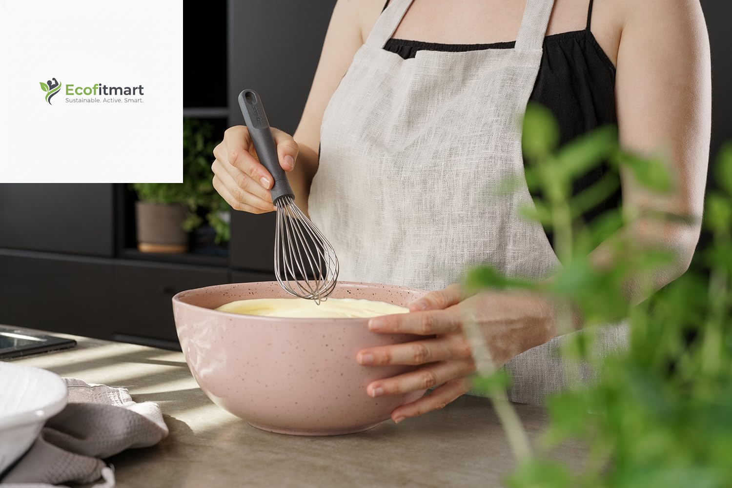 Sustainable Zyliss Medium Hand Whisk - Eco-Friendly Design with Wheat Straw and Stainless Steel