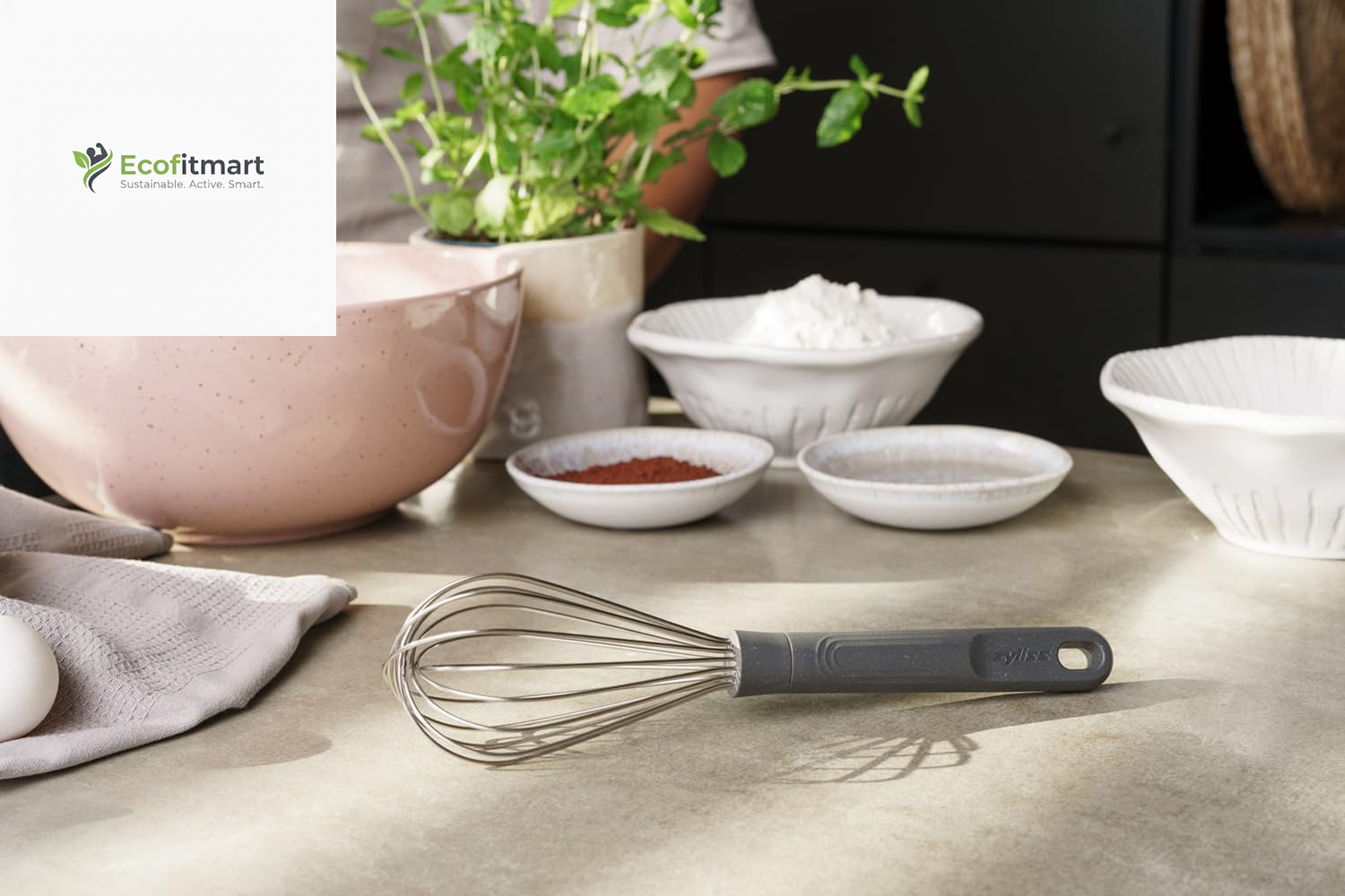 Sustainable Zyliss Medium Hand Whisk - Eco-Friendly Design with Wheat Straw and Stainless Steel